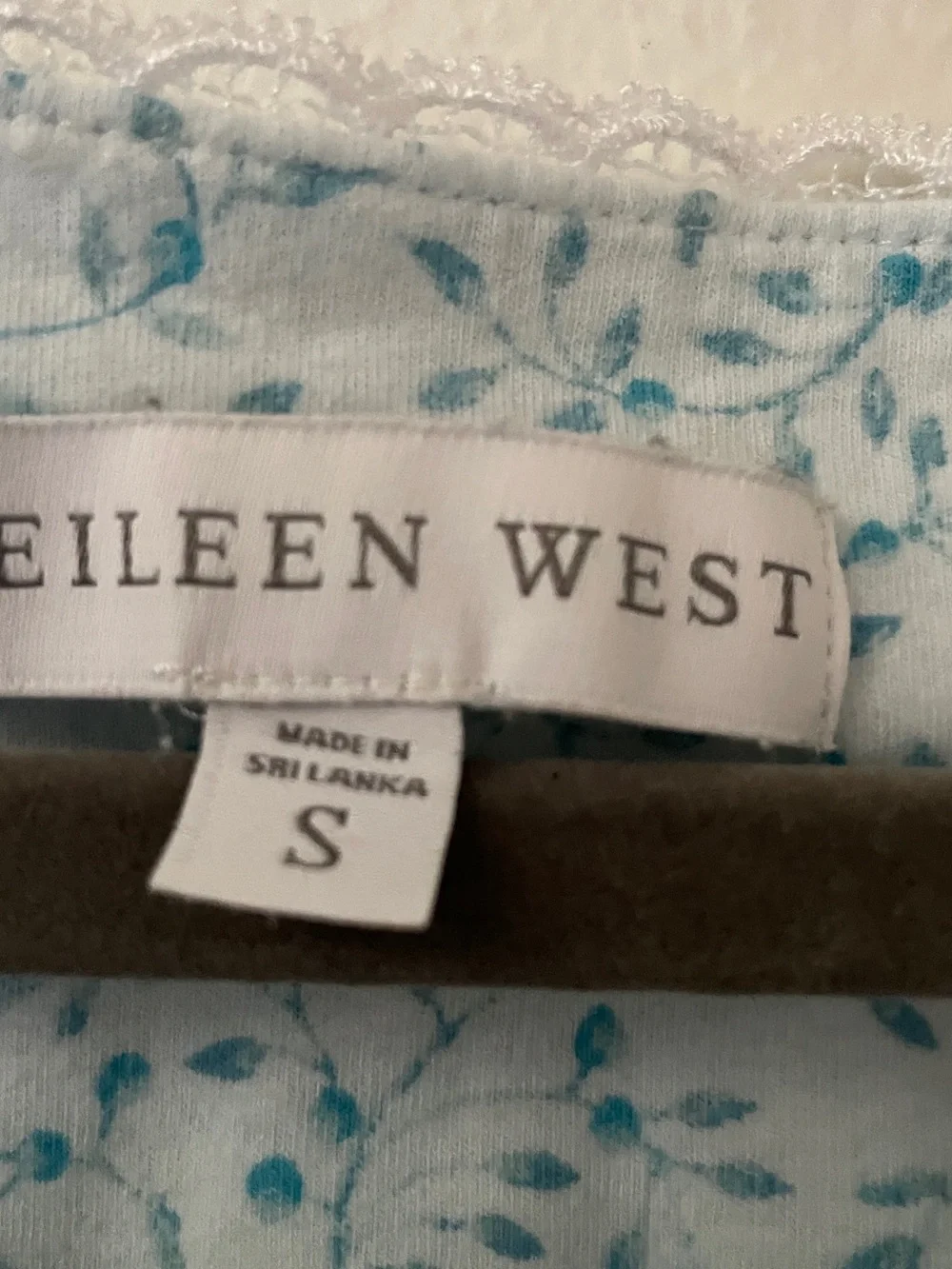 Eileen West Blue Floral Cotton Jersey Lace Trim Nightgown Sleep Shirt NWOT Small - Picture 3 of 8